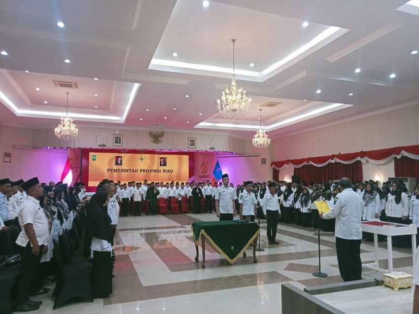 Forwadik Riau Ucapkan Selamat Kepada 226 Kepala Sekolah SMA/SMK Negeri yang Baru Dilantik