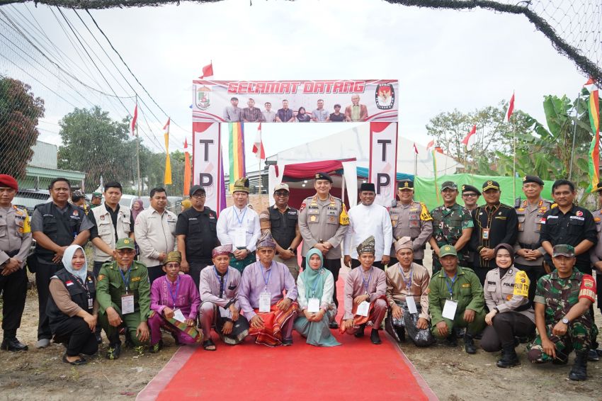Cek Pengamanan dan Persiapan TPS, Kapolda, Ketua KPU dan Bawaslu Keliling Riau