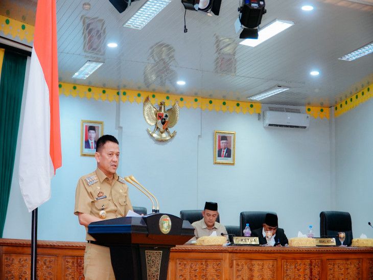 Pj.Bupati Kampar H.Hambali Sampaikan LKPJ Di DPRD Kabupaten Kampar