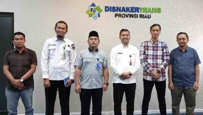 Audiensi Dengan Disnakertrans Riau, Lembaga Peduli Anak Riau Gandeng Disnakertrans Perjuangkan Nasib Pekerja Rentan