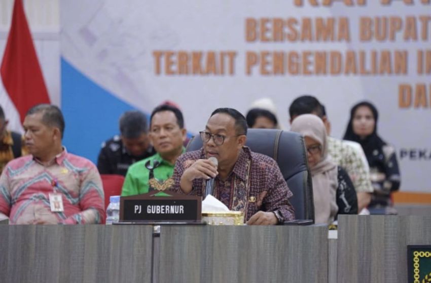 Pimpin Rakor, Pj Gubernur Riau Bersama Bupati dan Wali Kota se Provinsi Riau Bahas Soal Prioritas