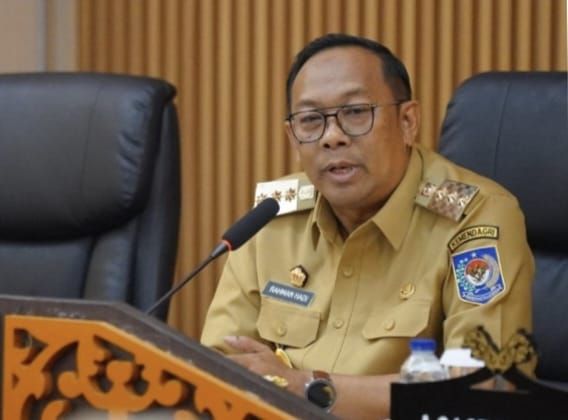 Pj Gubri Terbitkan Surat Gubernur Terkait Kebijakan Penetapan Upah Minimum Tahun 2025