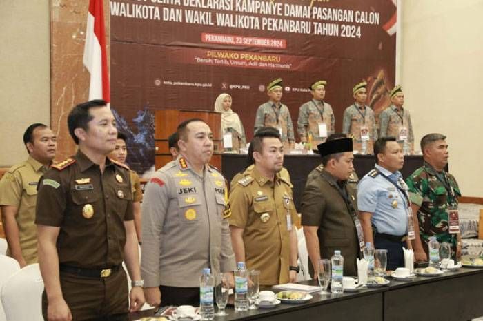 Pimpinan DPRD Pekanbaru Hadiri Pengundian Nomor Urut Calon Wali Kota Pekanbaru 2024