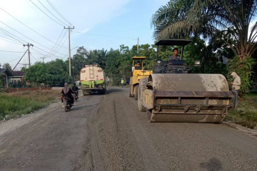 Lakukan Perbaikan Ruas Jalan Cerenti-Air Molek, Dinas PUPR-PKPP Riau Siapkan Anggaran Rp37 Miliar