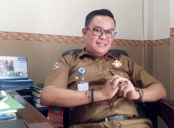 Distankan Pekanbaru Pastikan Proses Pemotongan Sapi di RPH Sudah Menjalani Pemeriksaan Kesehatan