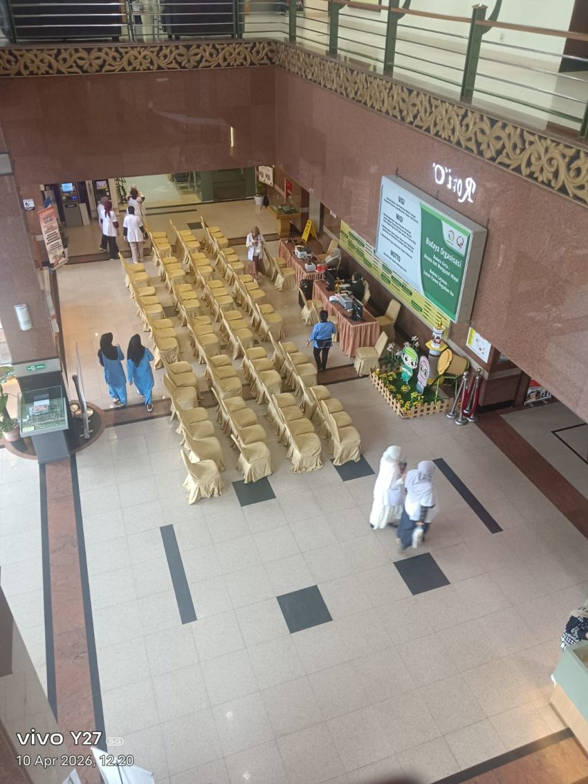 Calon Peserta Didik SMA Negeri PlusTes Kesehatan di RSUD Arifin Ahmad Berlangsung Cepat dan Tertib