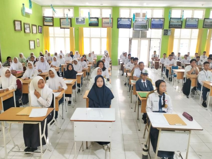 Dibagi Dua Kelompok, Hari ini 270 Calon Peserta Didik SMA Negeri Plus Riau Ikuti Tes Psikotes